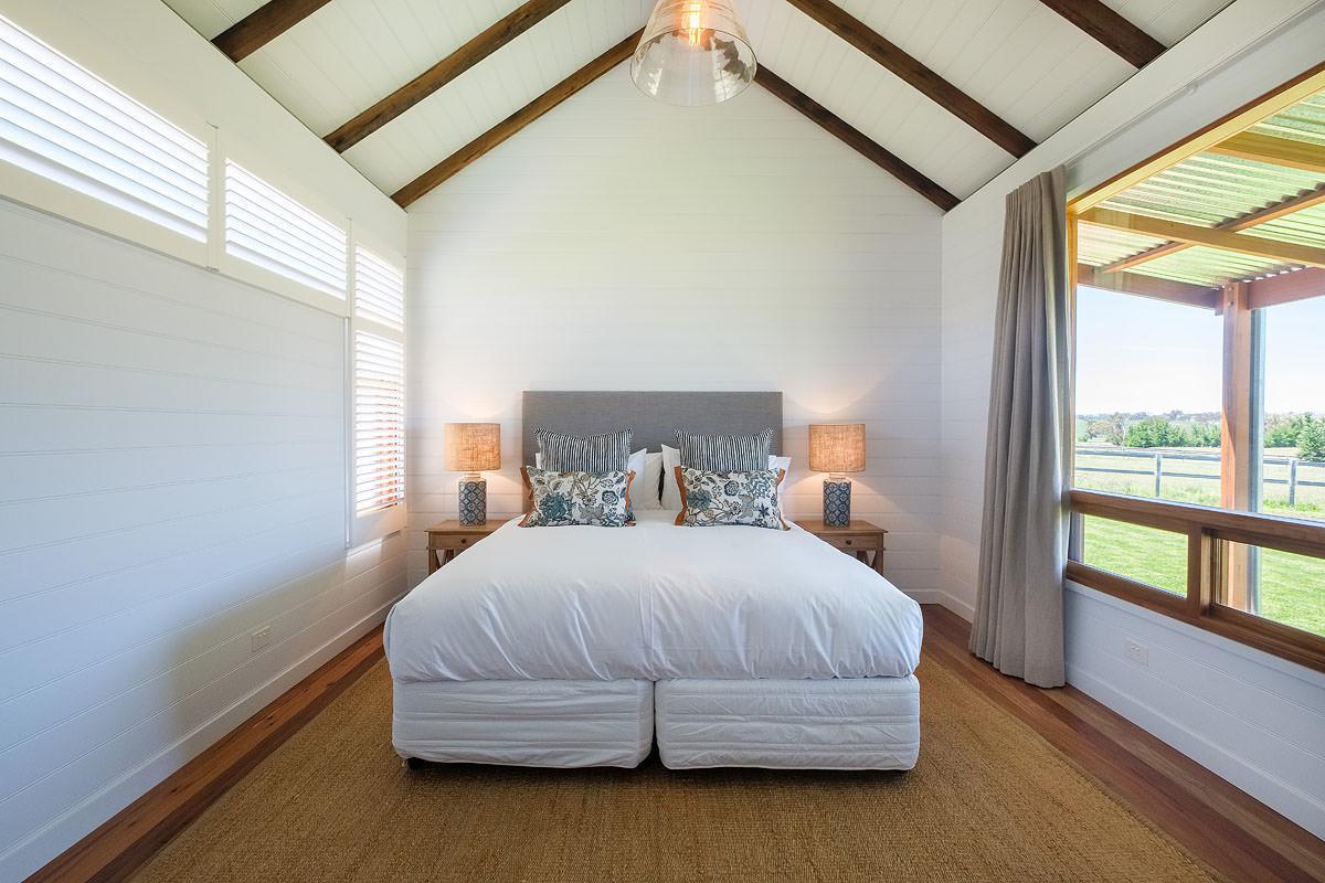 Hotel Goonoo Goonoo Station Tamworth Exterior foto A bedroom at the Lodge at the Hunter Valley